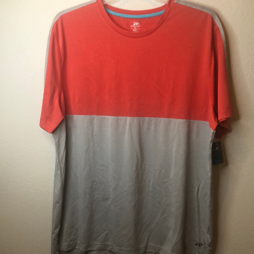 Men’s size XL color block tee red/orange/coral color with grey